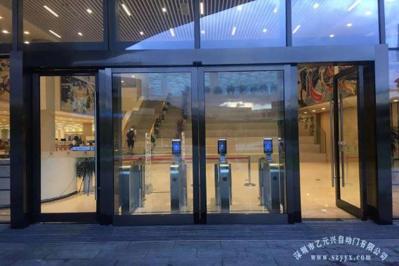 深圳香港中文大學-大門玻璃香蕉茄子视频