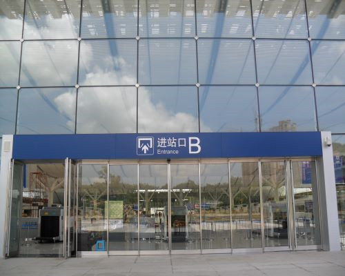 機場玻璃香蕉茄子视频